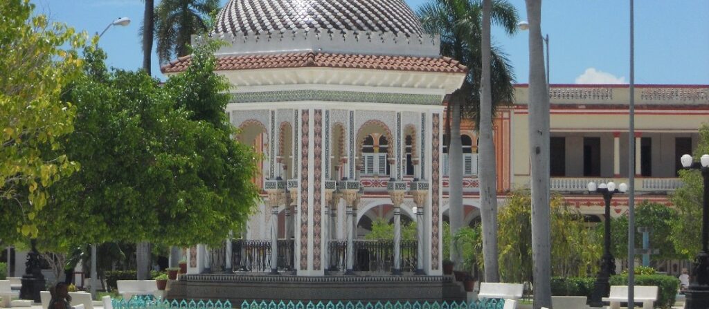 Glorieta ciudad de Manzanillo cuba