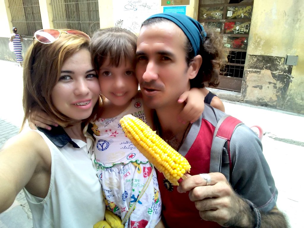 Tali Lucia Yo Mazorca Tour Plazas coloniales Habana vieja