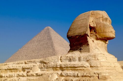 Escutura Esfinge Gigante Valle de Giza Egipto