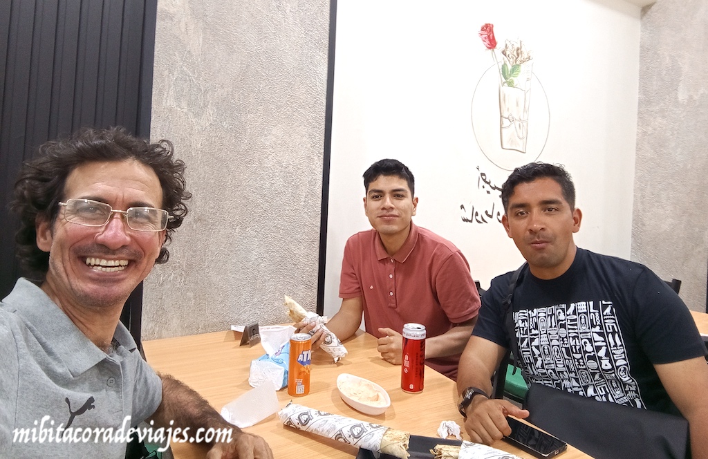 Viaje a Egipto en 9 días comida barata egipto mochilero