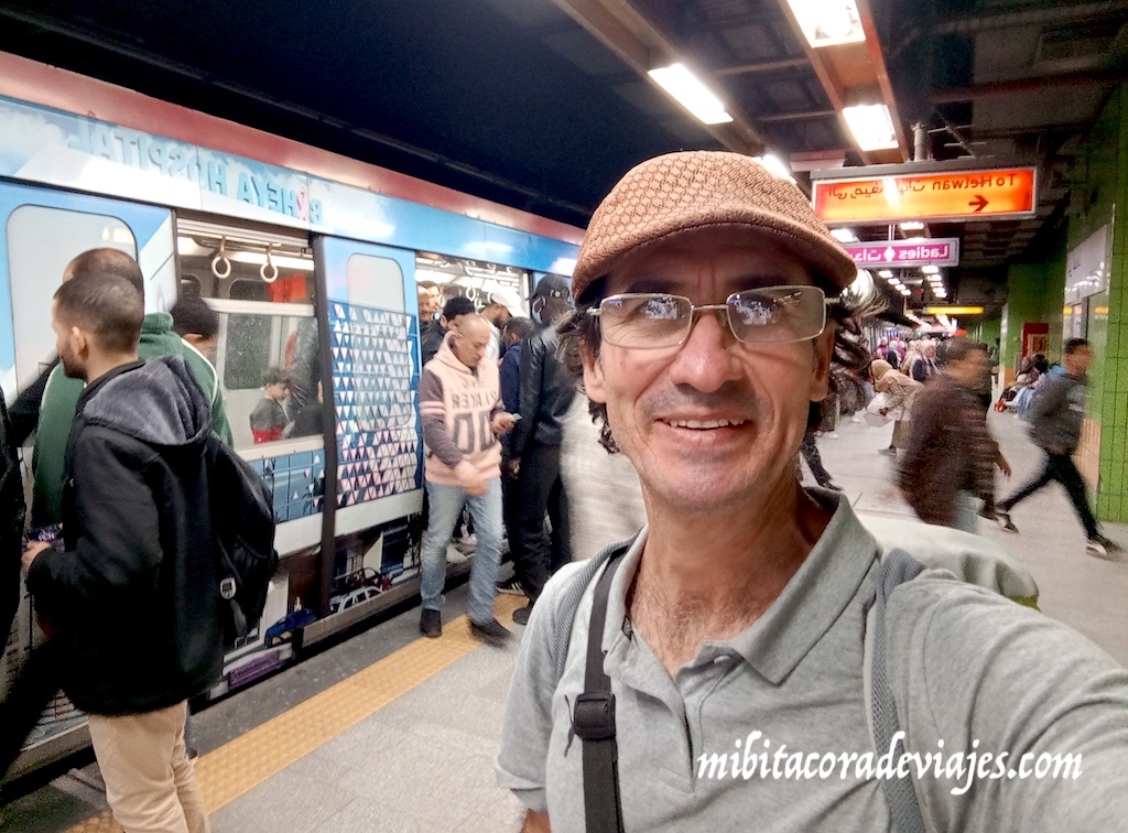 Estaciones Metro de el Cairo presupuesto Egipto mochilero