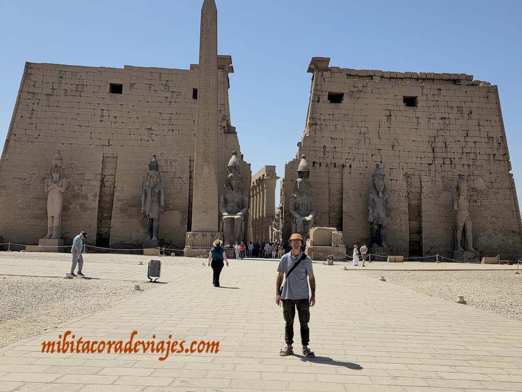 Templo de Luxor Itinerario Egipto mochilero