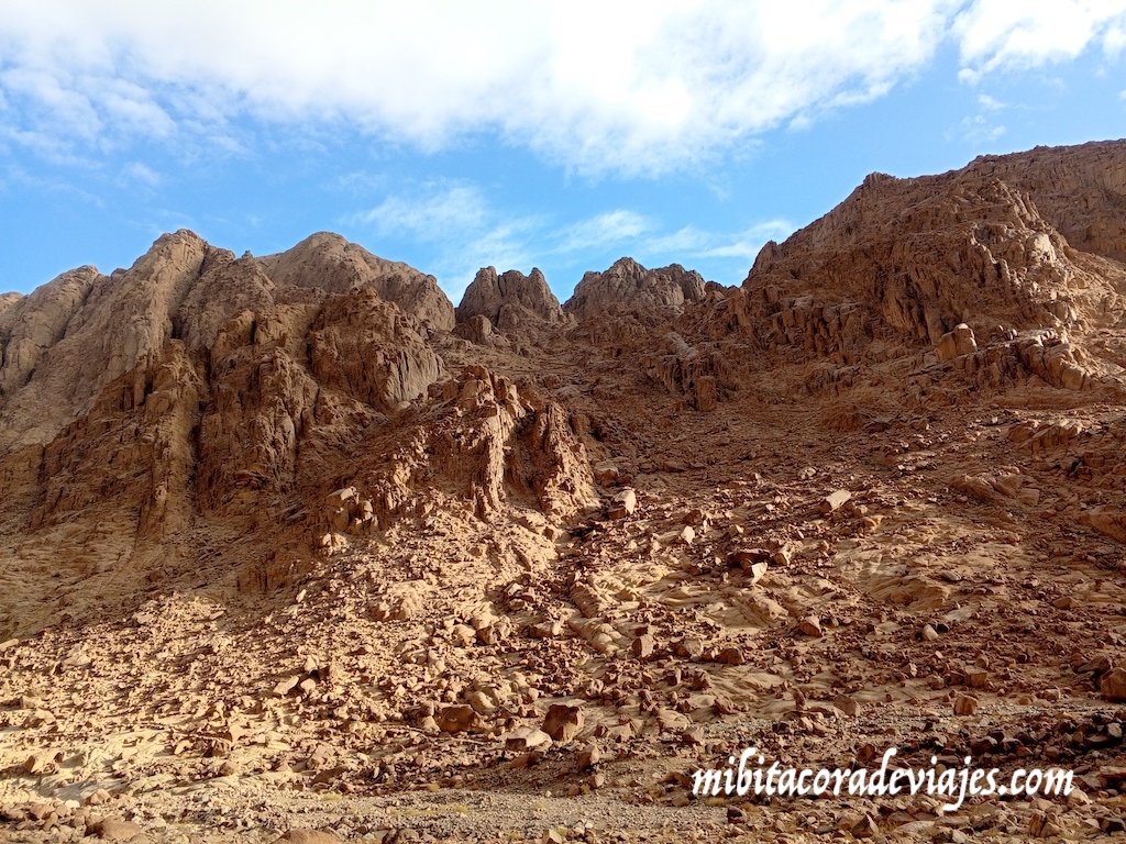 monte sinai ubicación