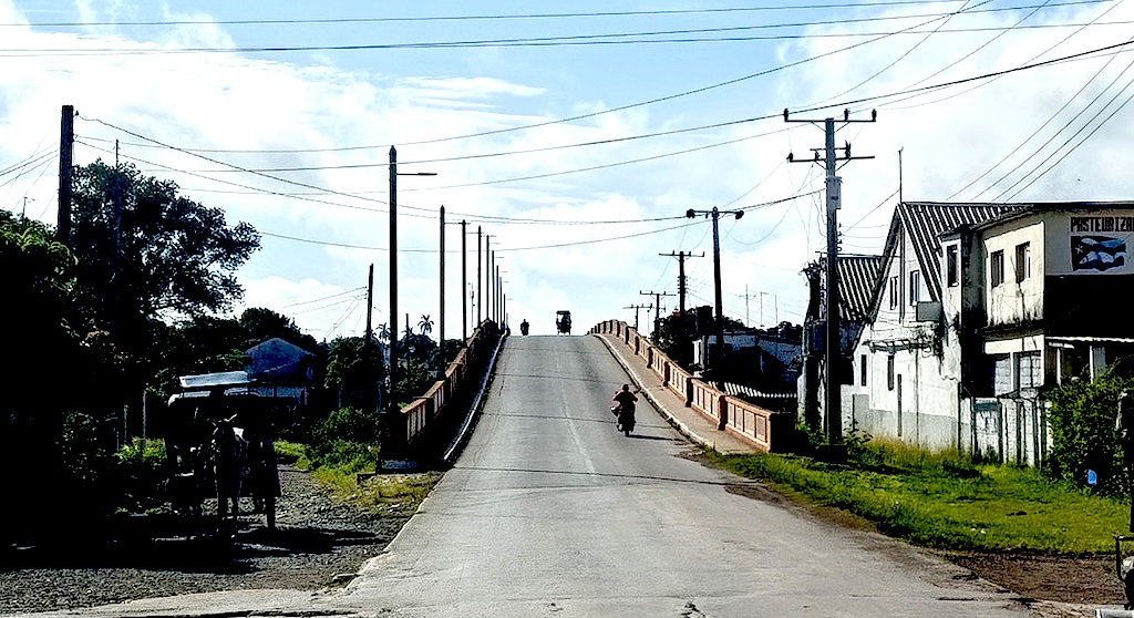 viaje en bicicleta por la Carretera Central de Cuba