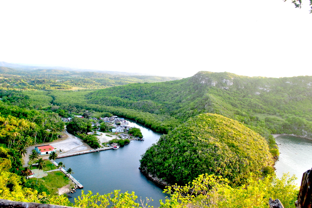 Sendero El Mirador de Puerto Escondido Mayabeque