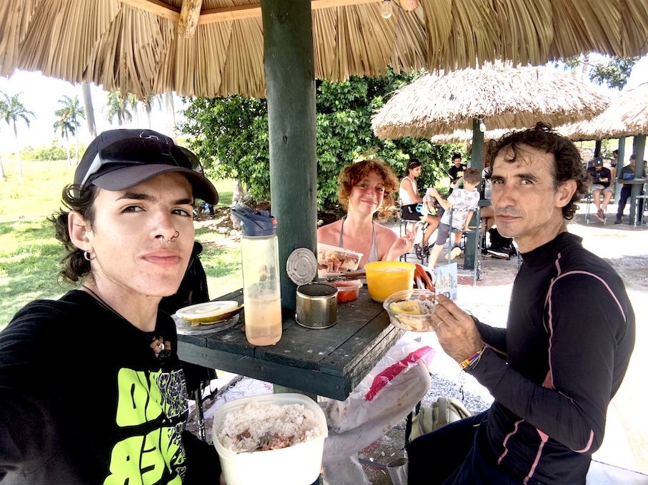 Viajar en Bicicleta Camping en la Sierra del Rosario Loma del Taburete