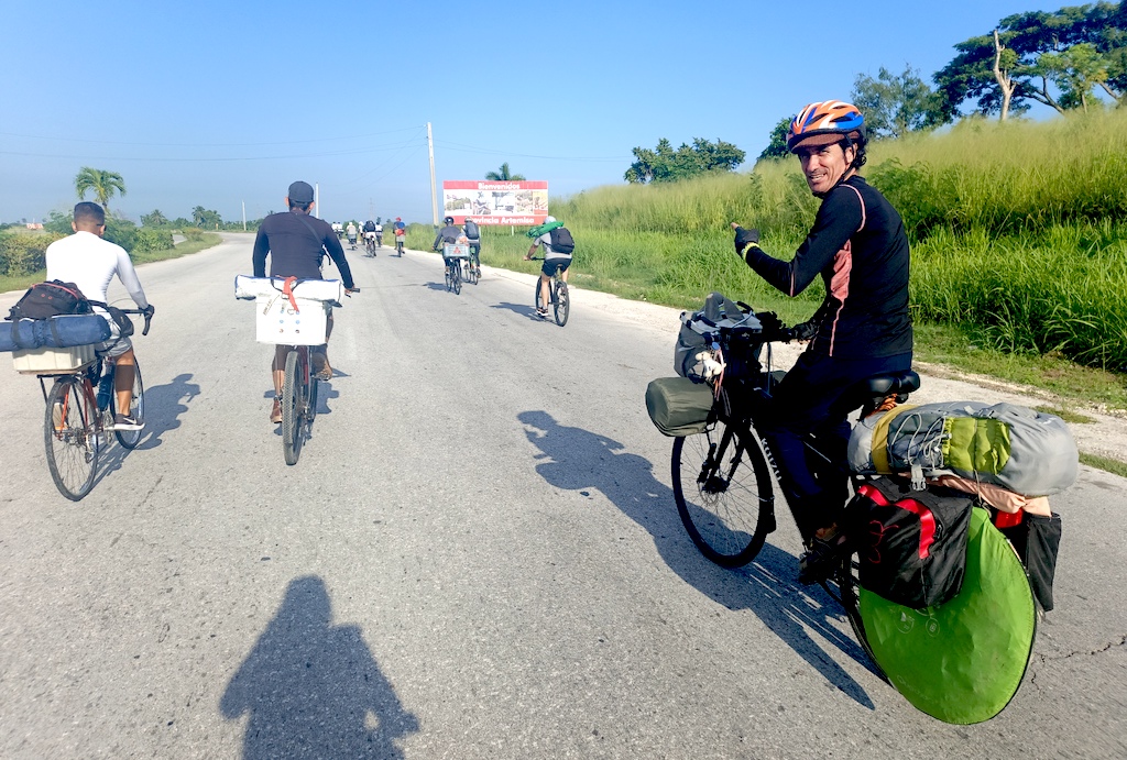 Viajar en Bici a la Loma del Taburete Artemisa Cuba